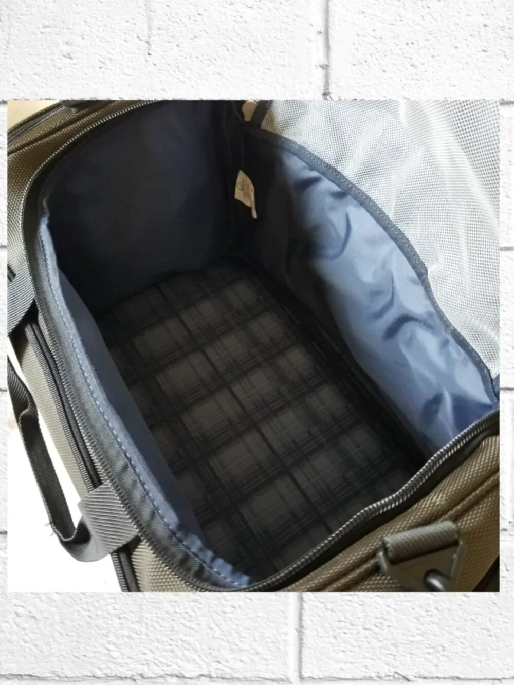 NWT! Skyway Luggage Sigma 7.0 Softside Weekender Duffel Bag with Luggage Strap